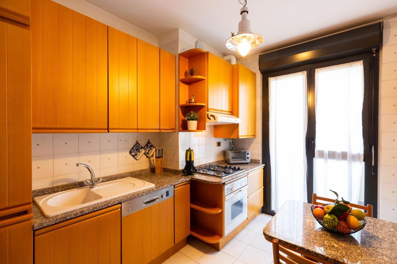 Fara Haus Deluxe - 2 Bedrooms มิลาน ภายนอก รูปภาพ